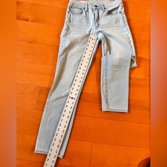 Gap Slim Straight Mid Rise Jeans - Picture 6 of 10